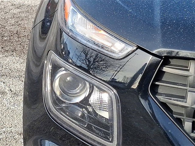 Used 2022 Hyundai Venue SE image 9