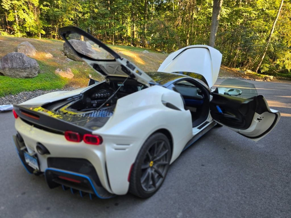 Used 2023 Ferrari SF90 Stradale image 14