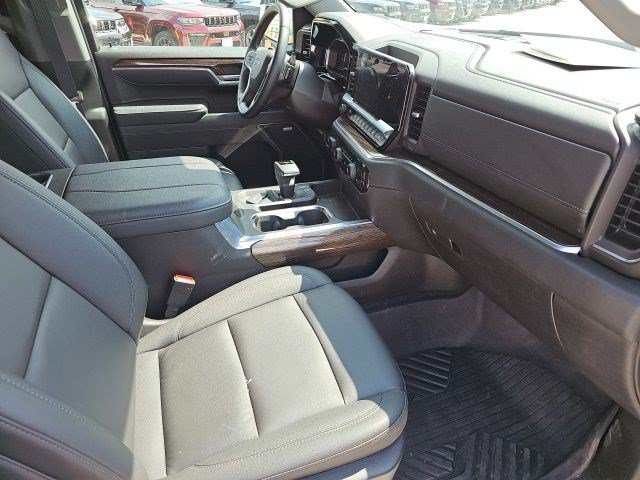 Used 2025 Chevrolet Silverado 1500 RST w/ RST All Star Premium Package AWD/4WD image 11