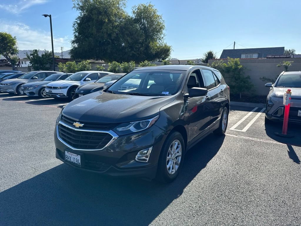 Used 2019 Chevrolet Equinox LS FWD image 2