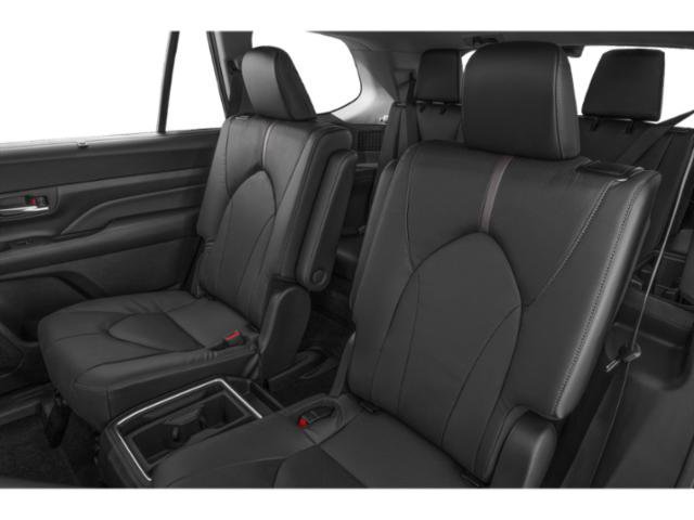 Used 2024 Toyota Grand Highlander AWD image 14
