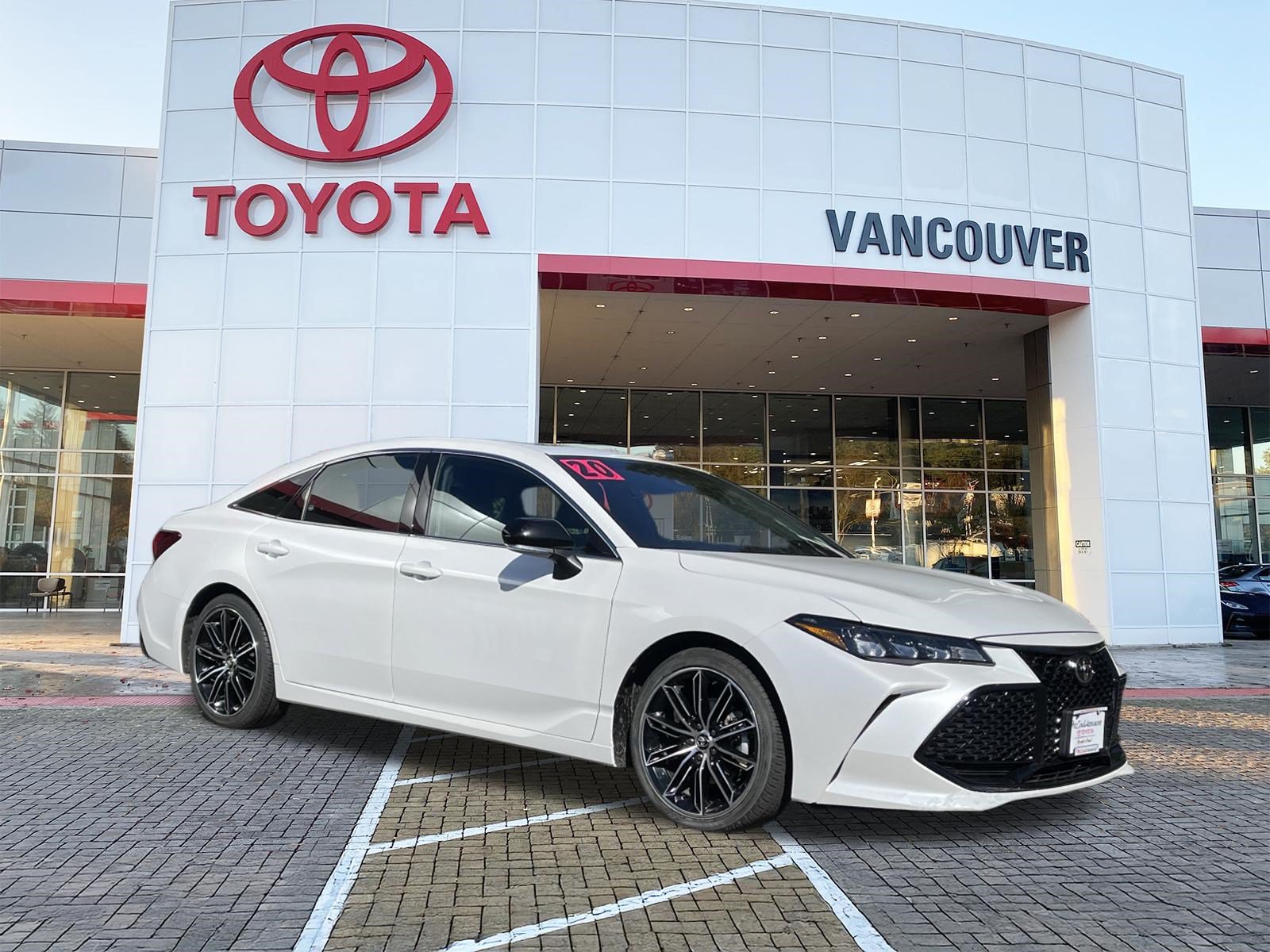 Certified 2020 Toyota Avalon XSE w/ All Weather Liner Package
