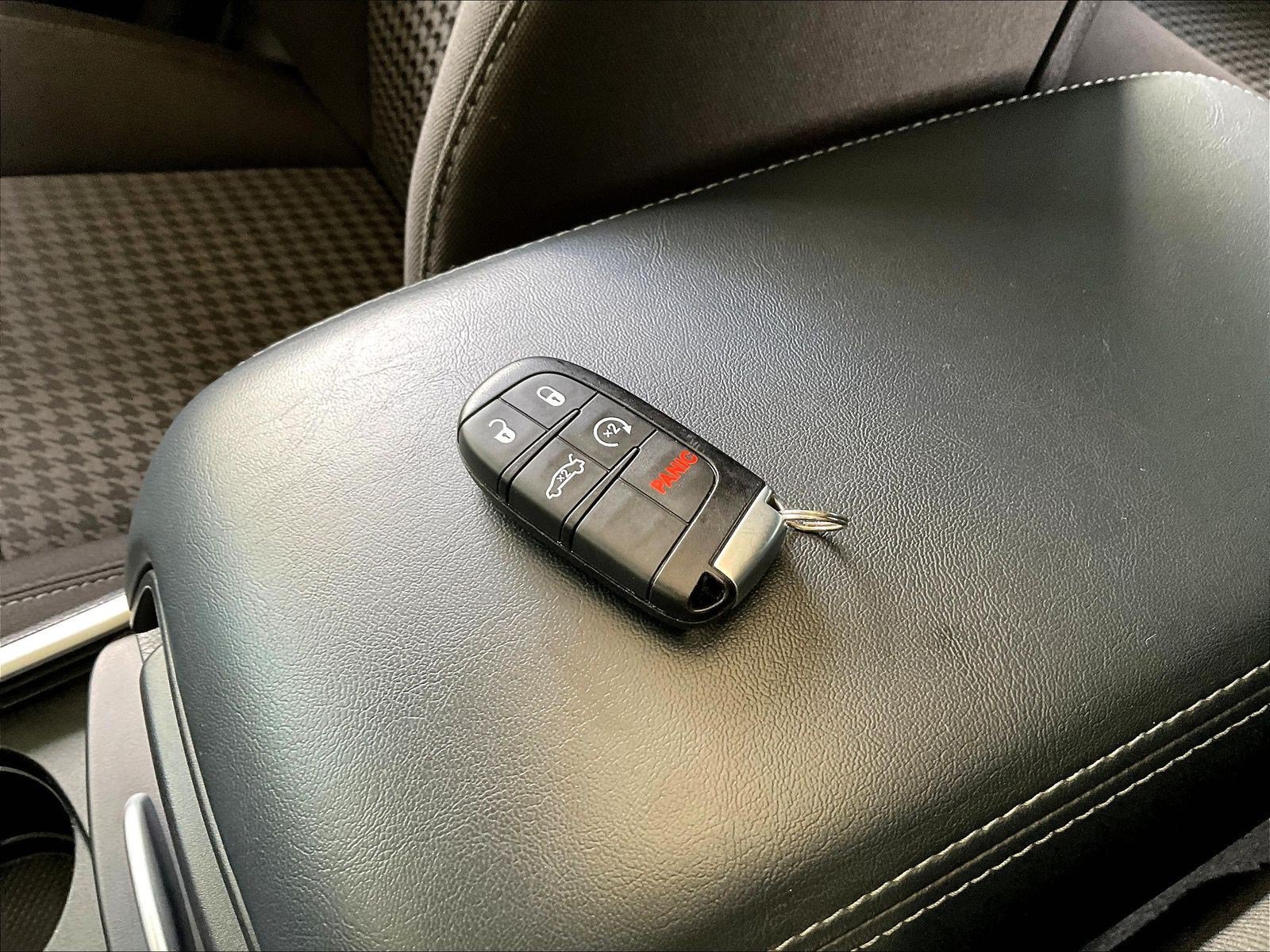 Used 2023 Dodge Charger Scat Pack RWD image 33