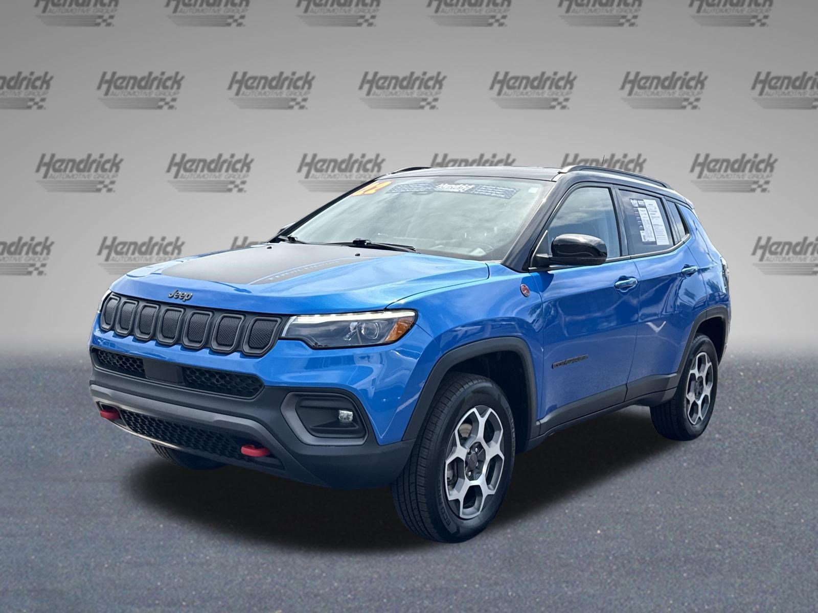 Used 2022 Jeep Compass Trailhawk w/ Trailhawk Elite Group image 5