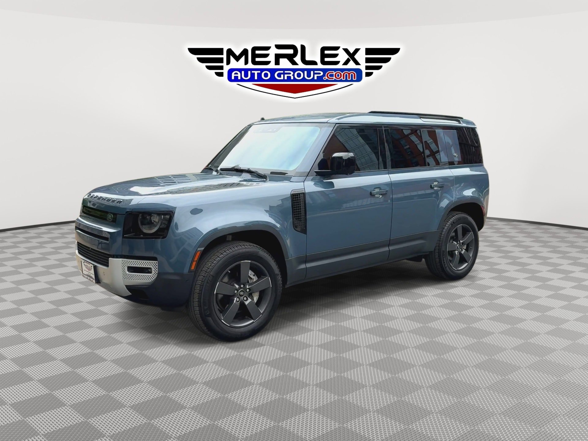 Used 2020 Land Rover Defender 110 SE AWD/4WD image 4