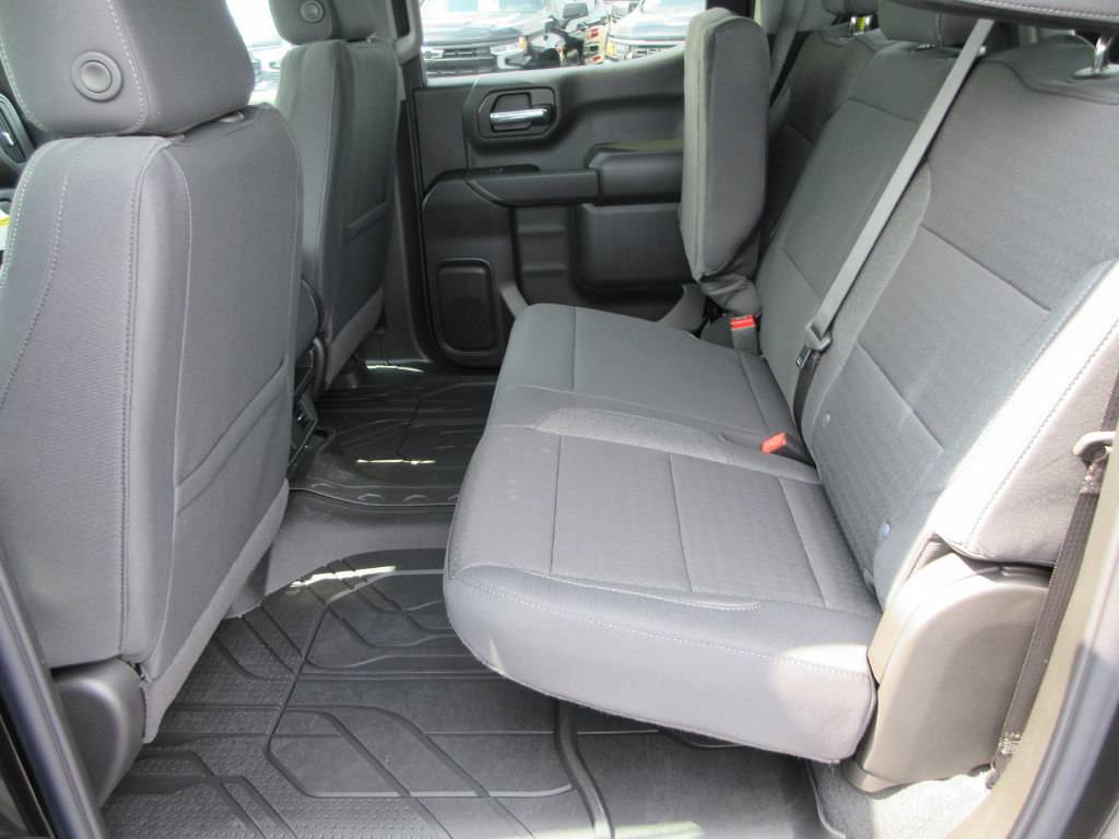 New 2026 Chevrolet Silverado 1500 Custom w/ Turbomax Blackout Package AWD/4WD image 15