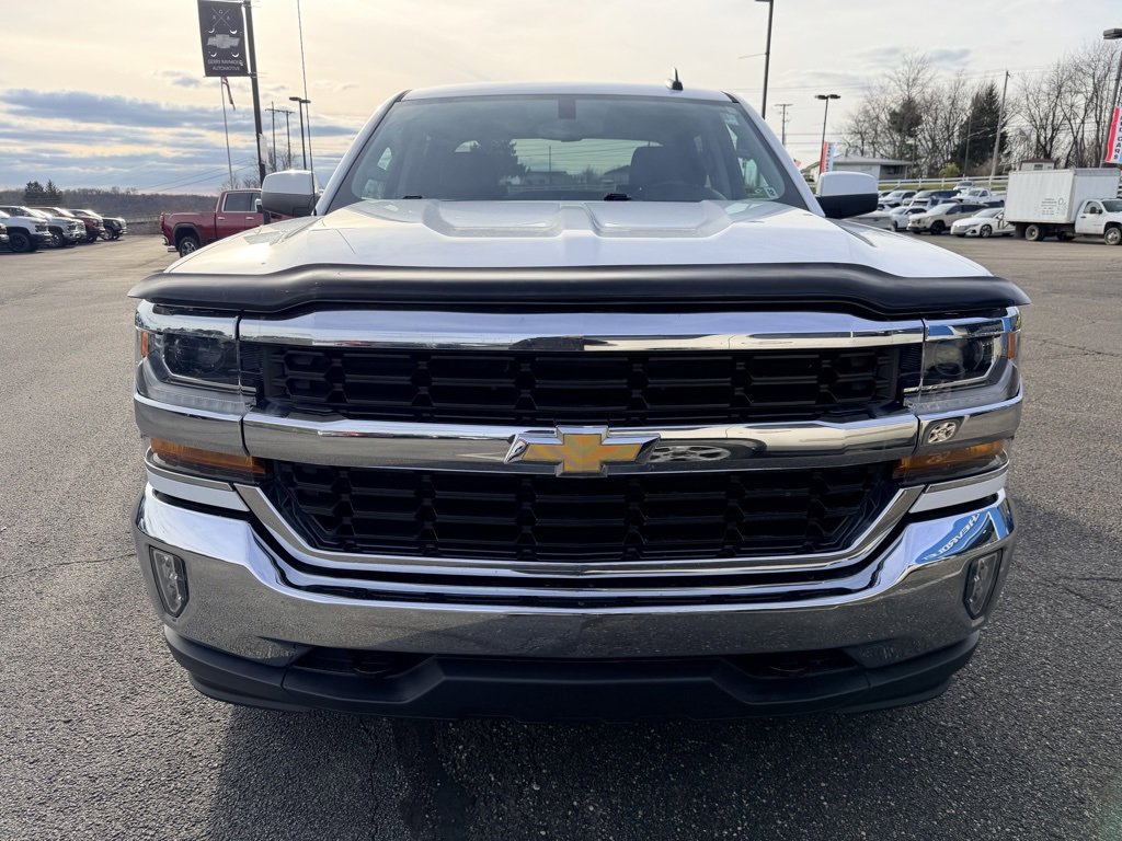 Used 2018 Chevrolet Silverado 1500 LT w/ All Star Edition image 2