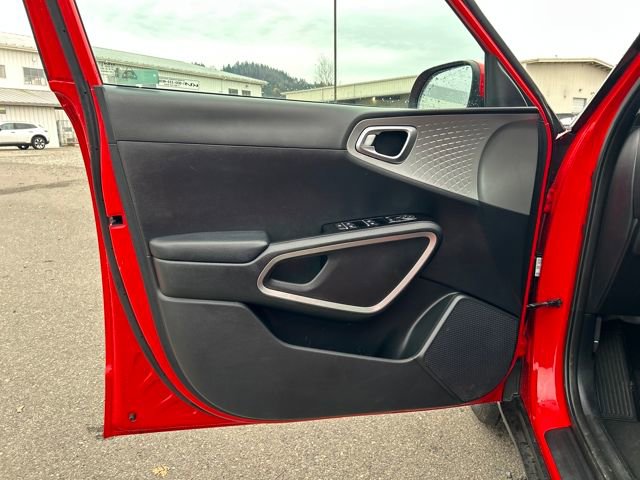 Used 2023 Kia Soul LX w/ Option Group 015 image 20