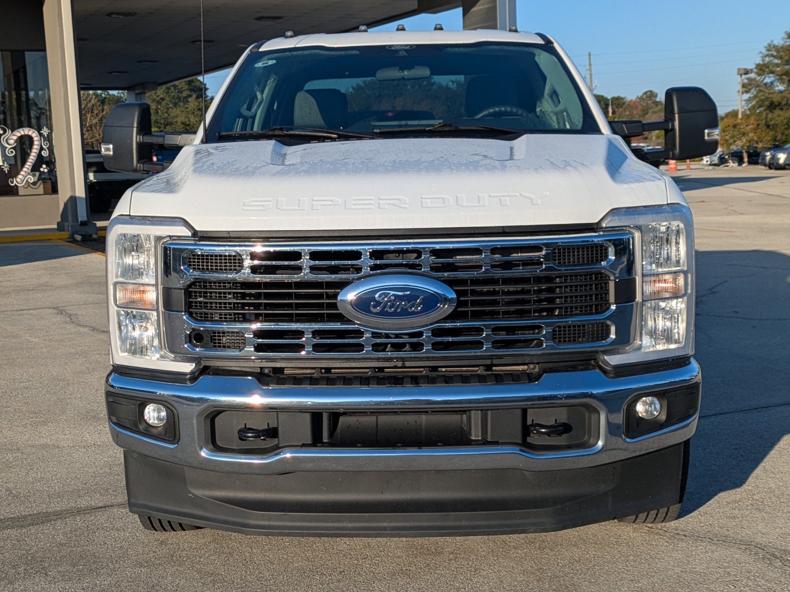 Used 2024 Ford F350 XLT image 9