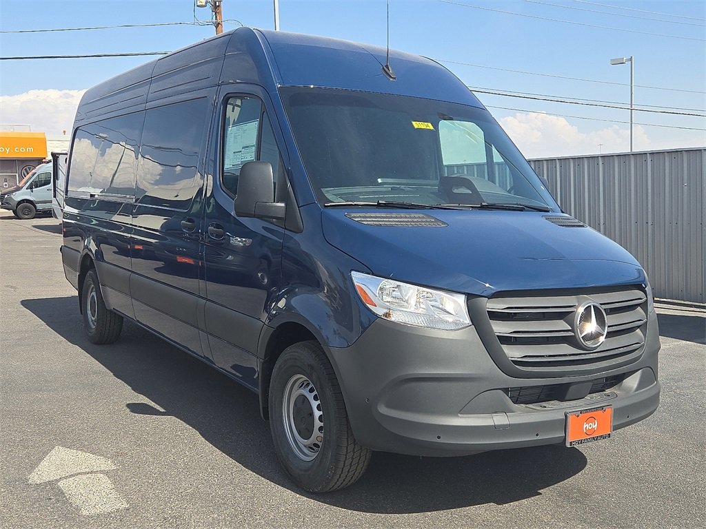 New 2025 Mercedes-Benz Sprinter 2500