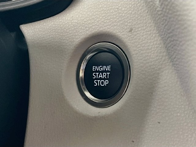 Used 2026 Toyota Corolla SE FWD image 19
