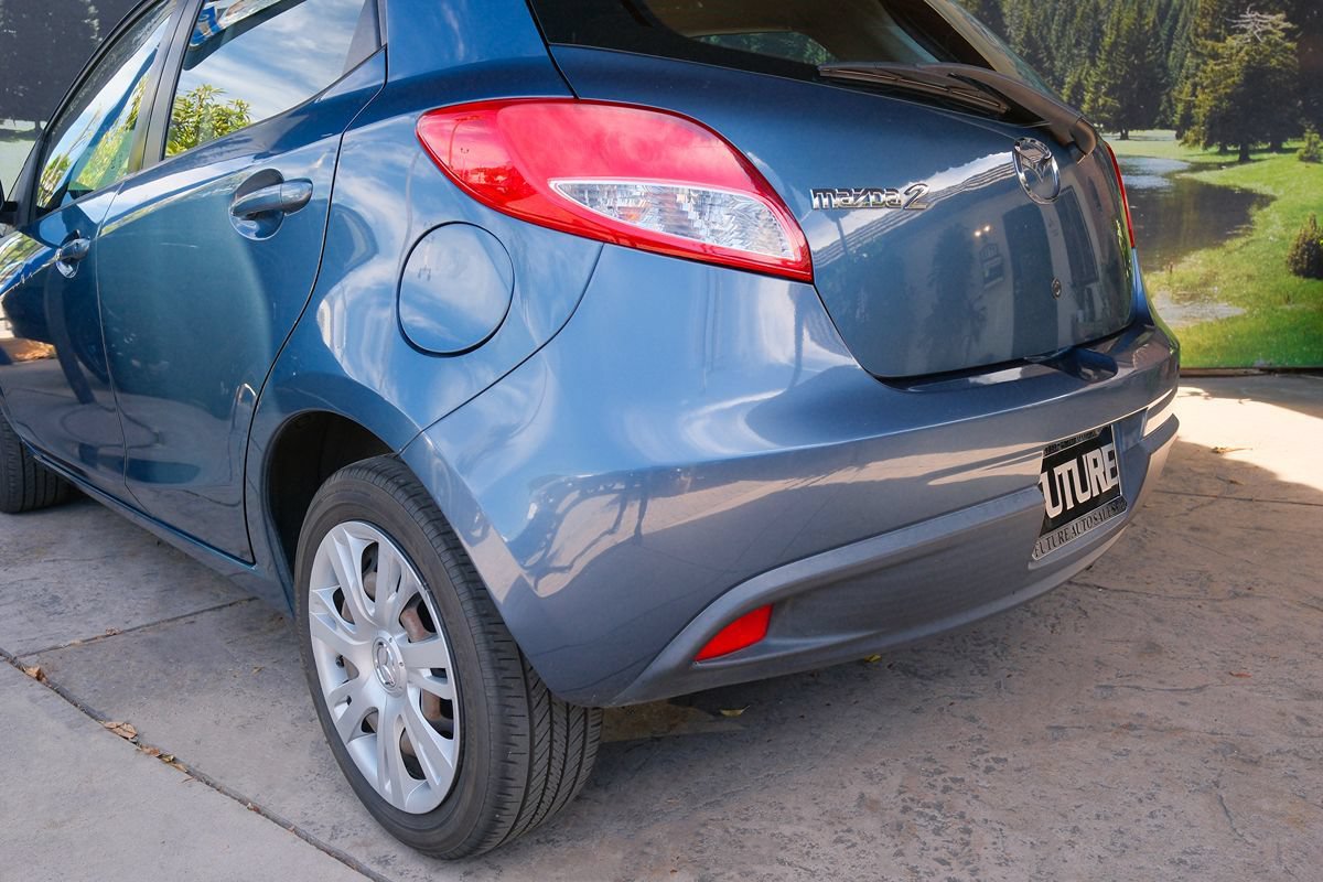 Used 2014 MAZDA MAZDA2 Sport FWD image 29
