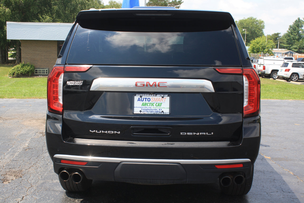 Used 2023 GMC Yukon Denali image 5