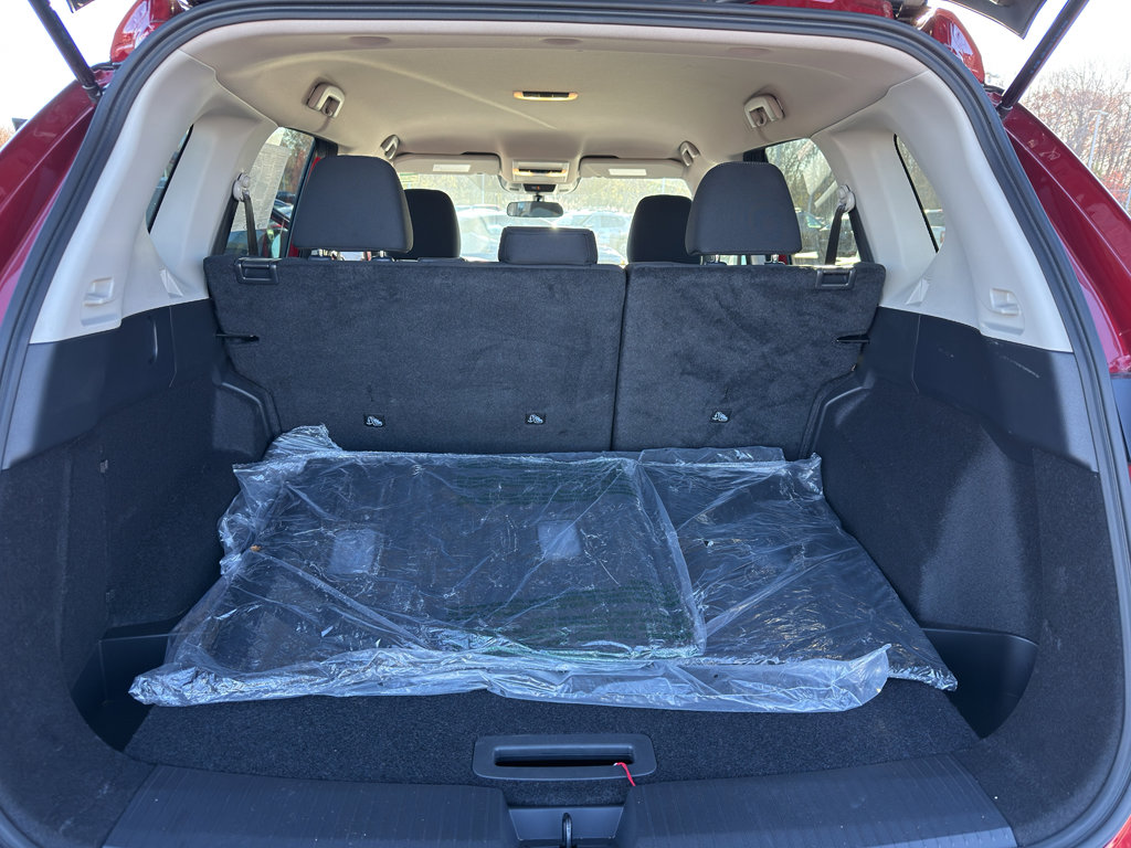 Certified 2025 Nissan Rogue S image 35