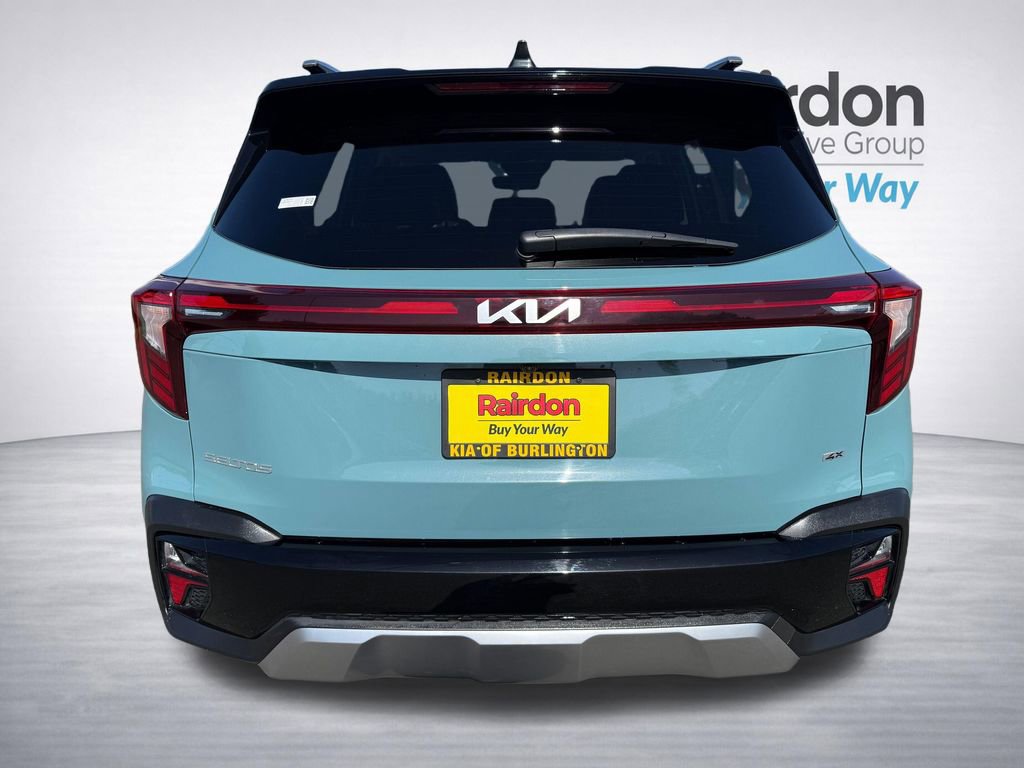 Certified 2025 Kia Seltos S AWD/4WD image 7