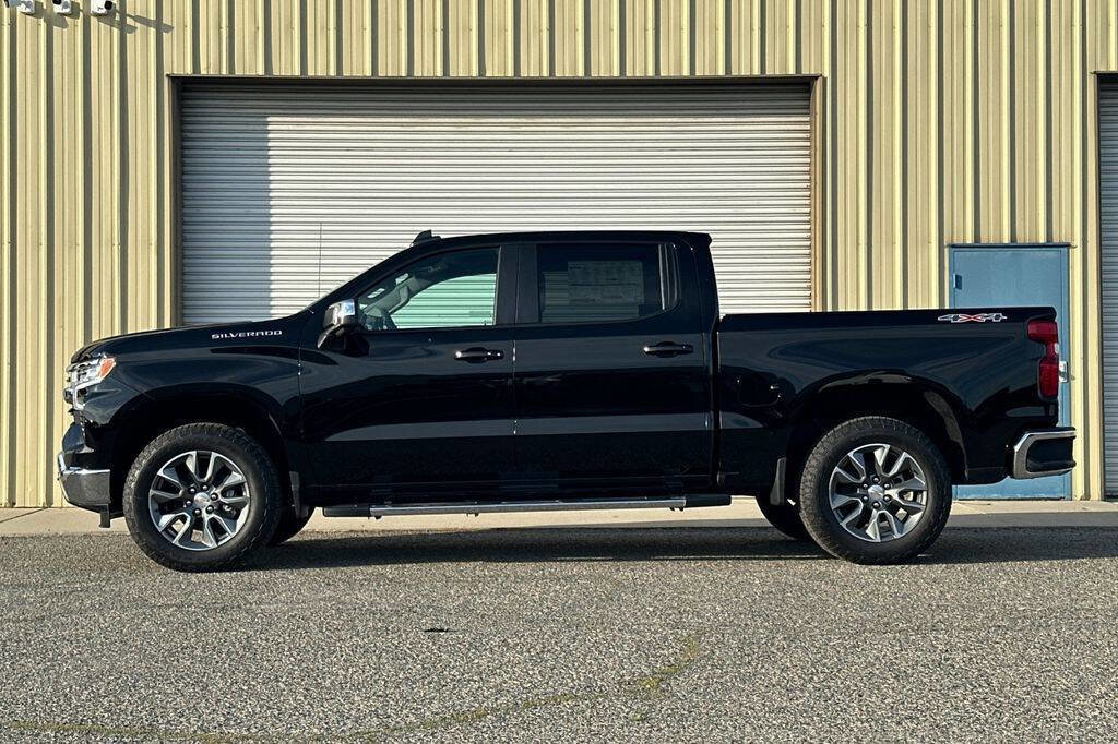 New 2026 Chevrolet Silverado 1500 LT w/ Safety Package image 3