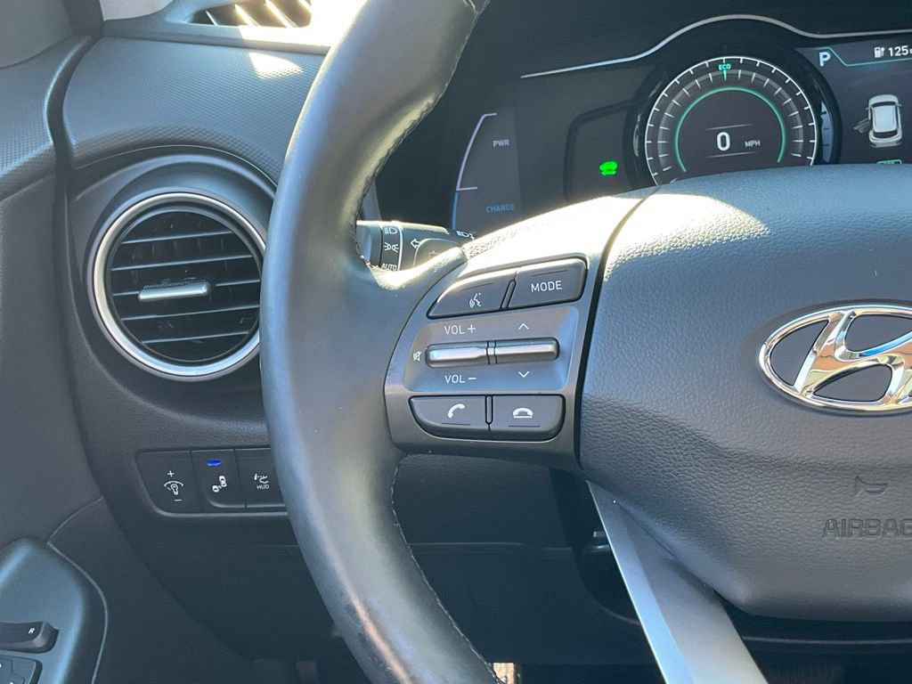 Used 2021 Hyundai Kona Ultimate image 38