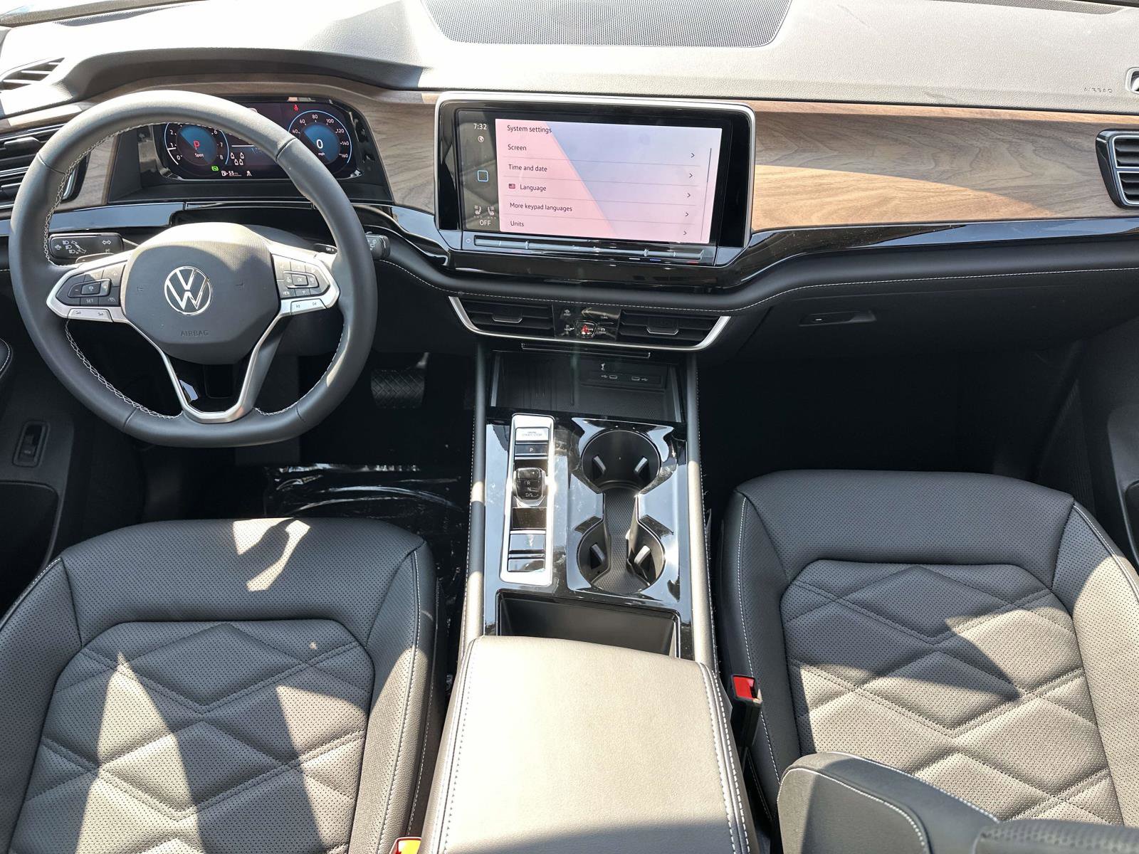 New 2026 Volkswagen Atlas SE image 14