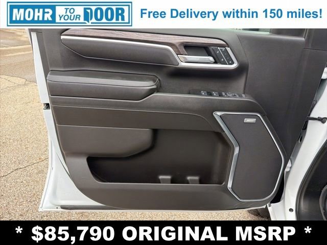 Used 2025 Chevrolet Silverado 3500 LTZ w/ LTZ Plus Package image 13