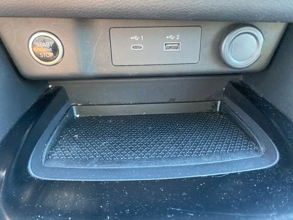 Used 2023 Nissan Rogue SV image 24