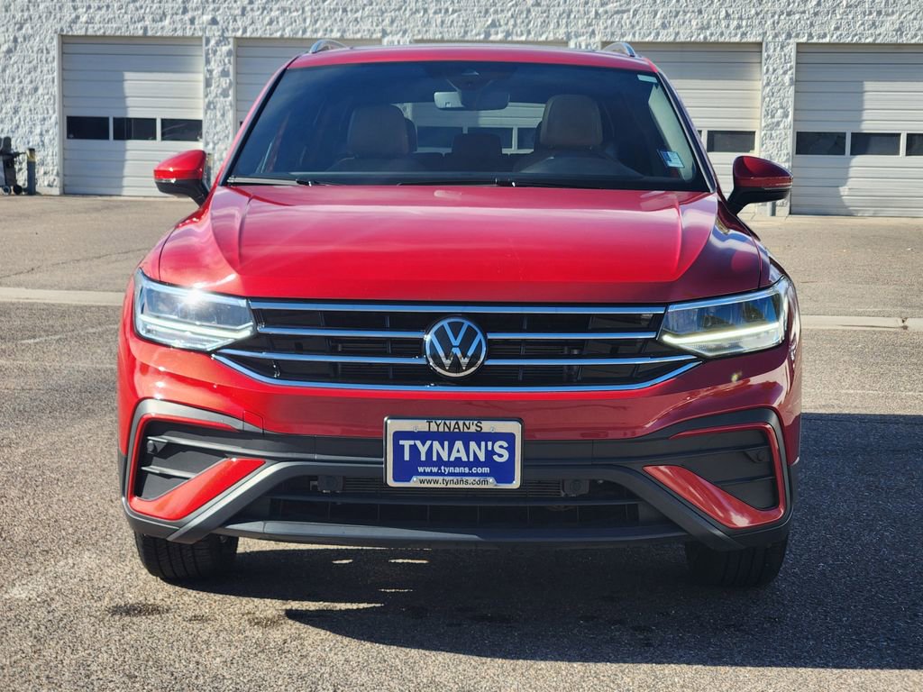 Certified 2024 Volkswagen Tiguan SE image 5