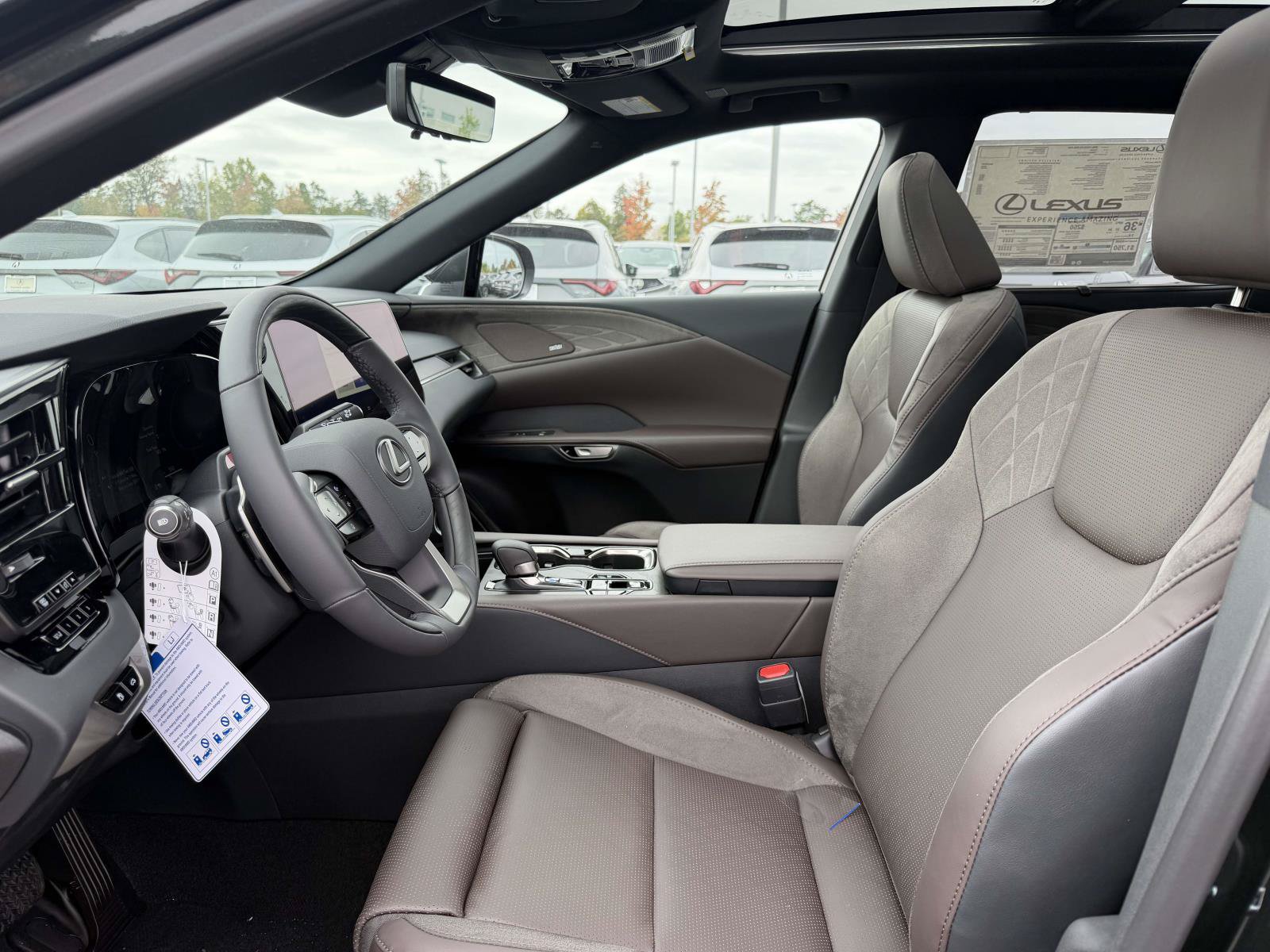 New 2026 Lexus RX 350 w/ Convenience Package AWD/4WD image 12