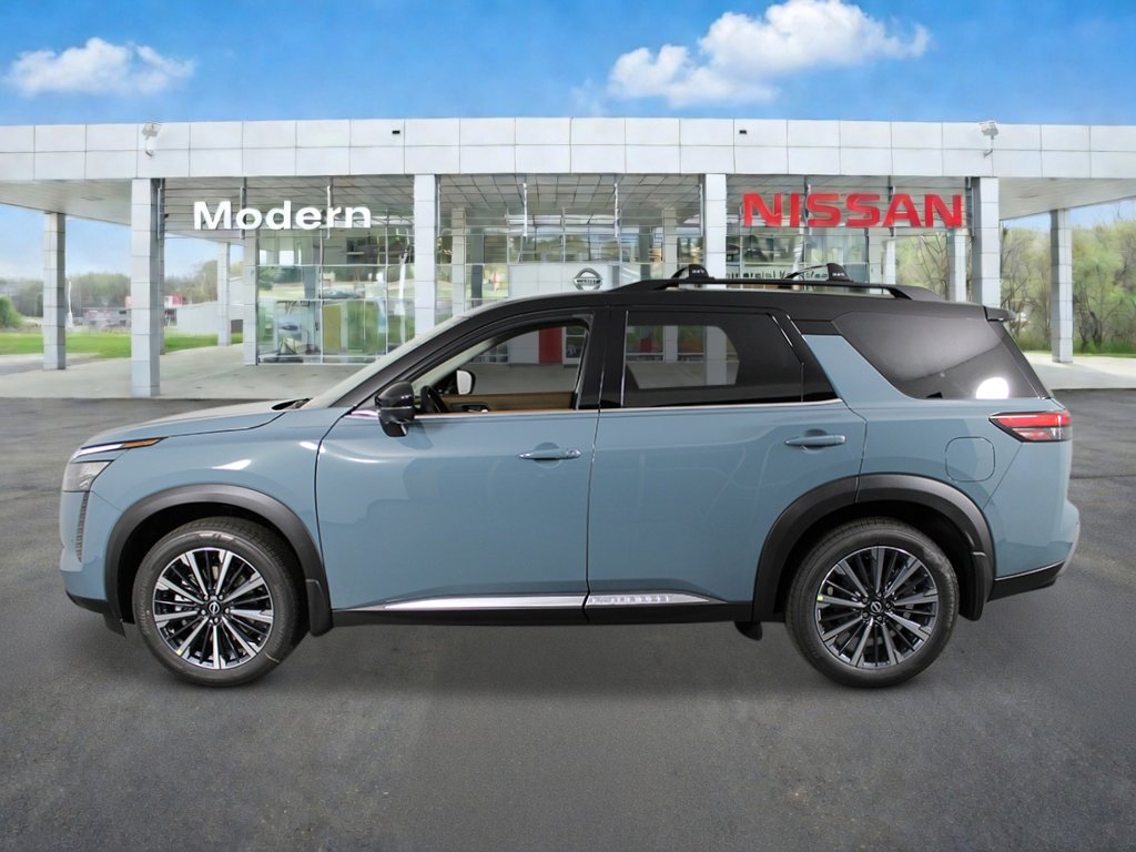 New 2026 Nissan Pathfinder Platinum w/ Accent Package FWD image 2