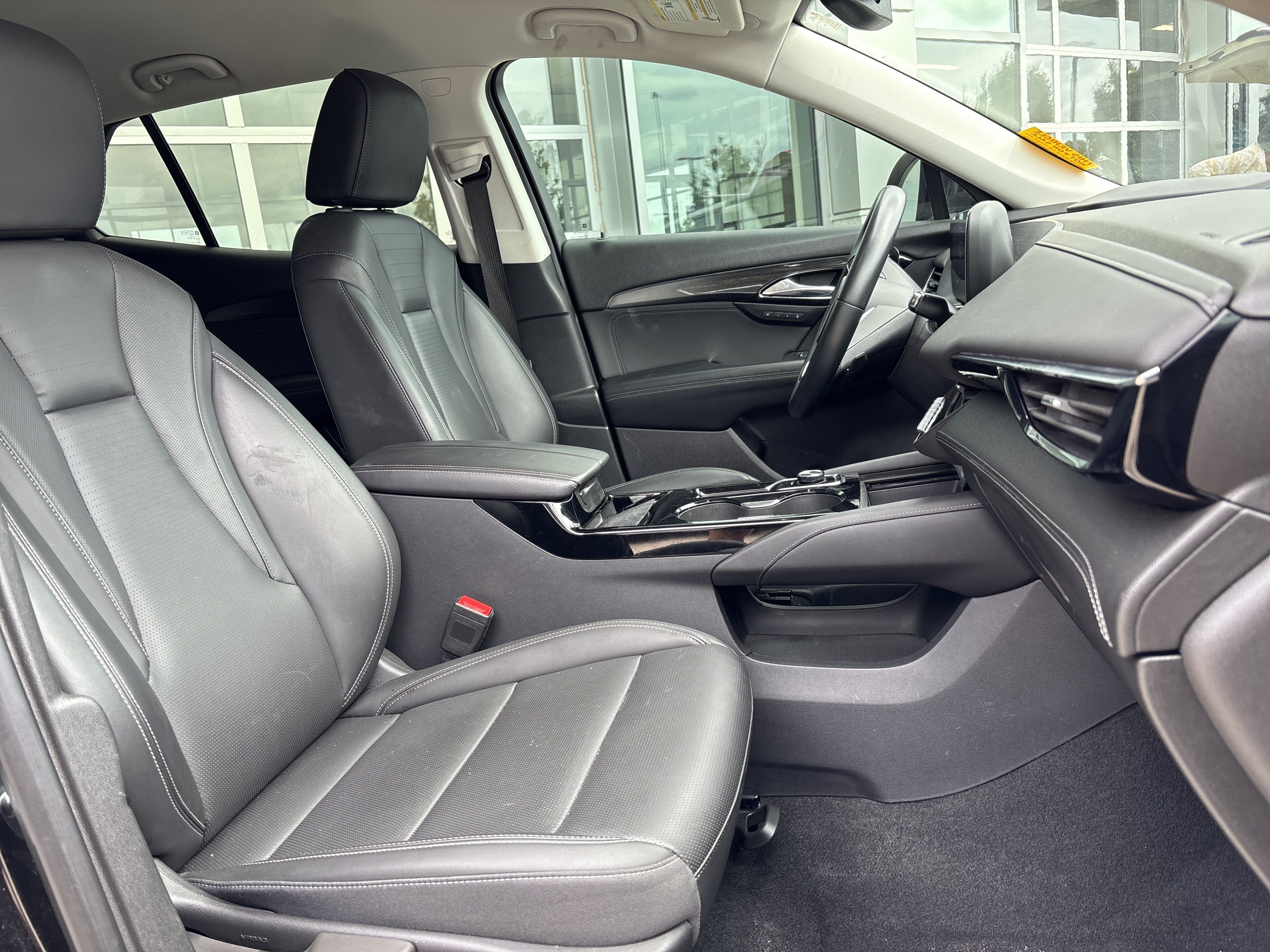 Used 2024 Buick Envision Preferred AWD/4WD image 27