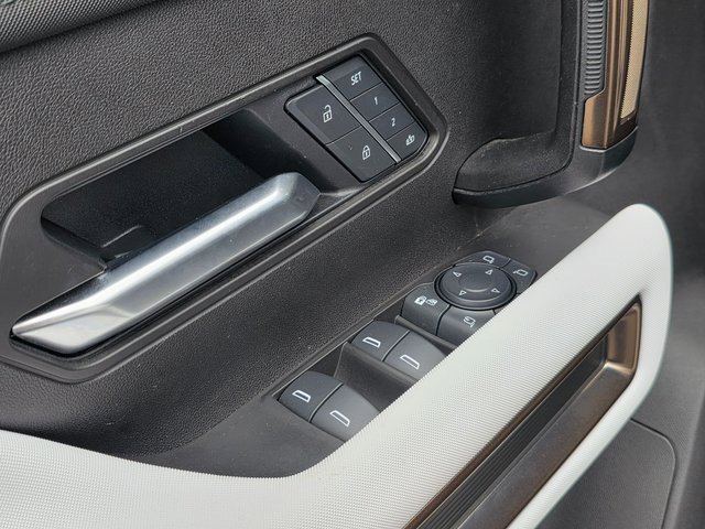 Used 2025 GMC Hummer EV 2X image 26