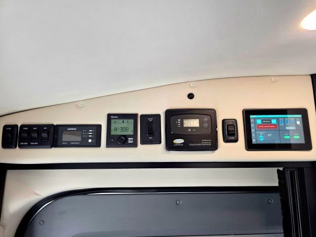 Used 2021 Ford Transit 350 148 High Roof Extended DRW image 35