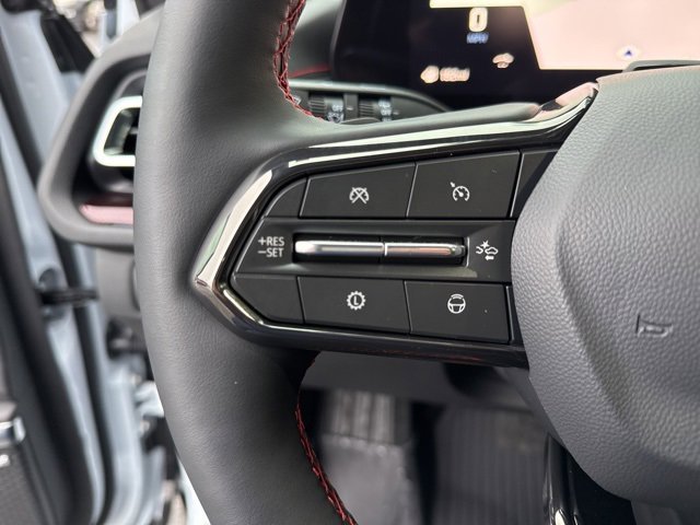 Used 2026 Chevrolet Traverse RS image 13