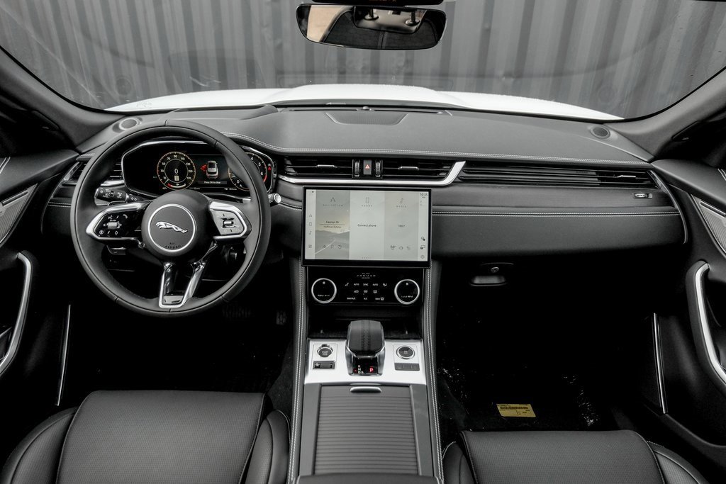 New 2026 Jaguar F-PACE R-Dynamic S image 19