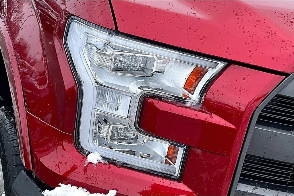 Used 2015 Ford F150 Lariat w/ Equipment Group 502A Luxury image 32