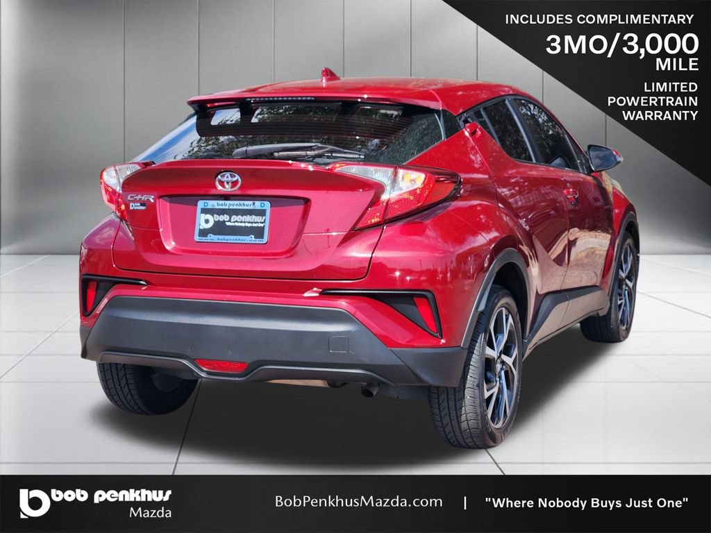 Used 2018 Toyota C-HR XLE FWD image 25