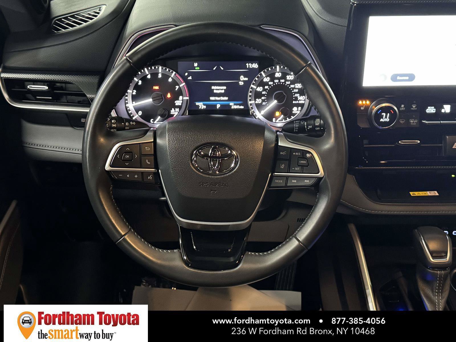 Used 2023 Toyota Highlander XSE AWD/4WD image 14