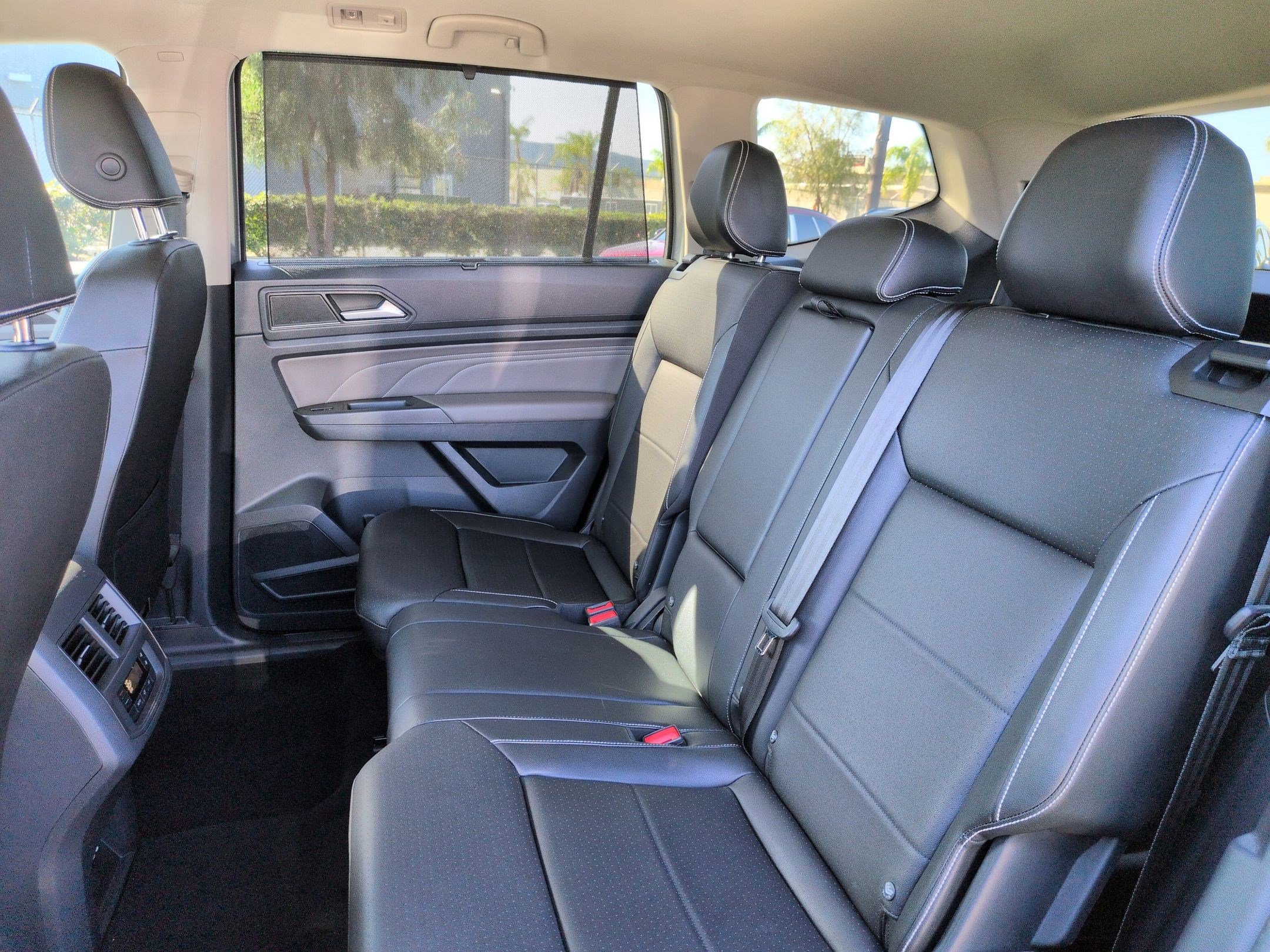 Used 2023 Volkswagen Atlas SE w/ Panoramic Sunroof Package image 29