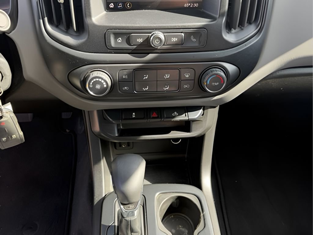 Used 2022 Chevrolet Colorado W/T w/ WT Convenience Package image 18