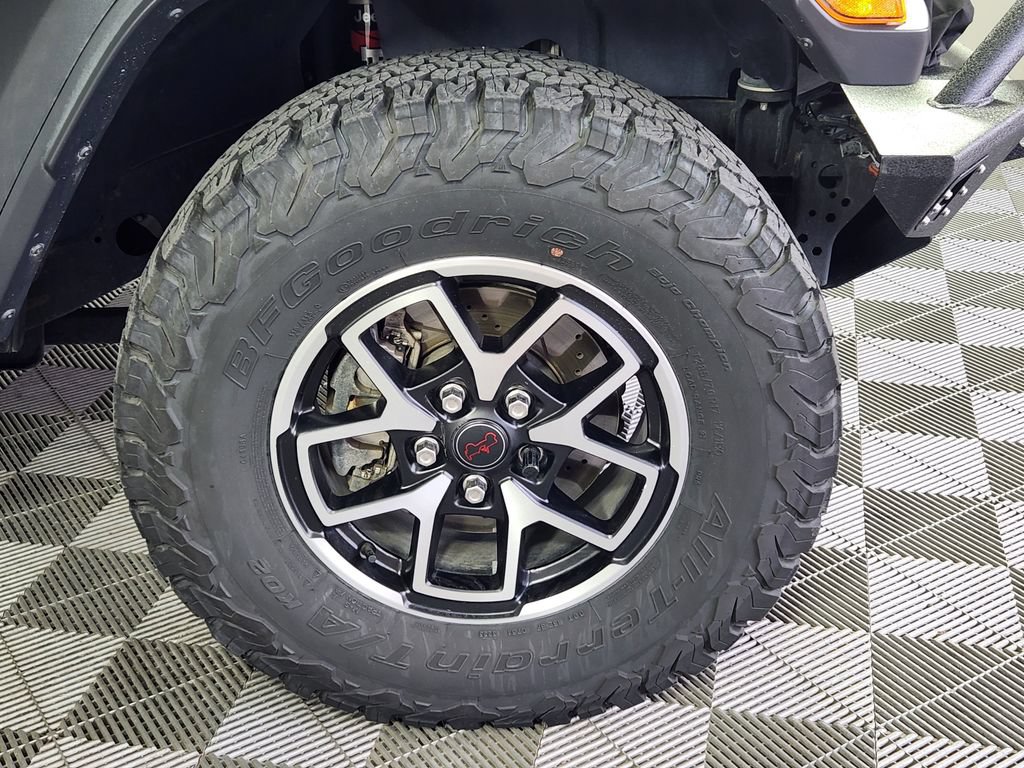 Used 2020 Jeep Gladiator Sport w/ Quick Order Package 24S AWD/4WD image 9