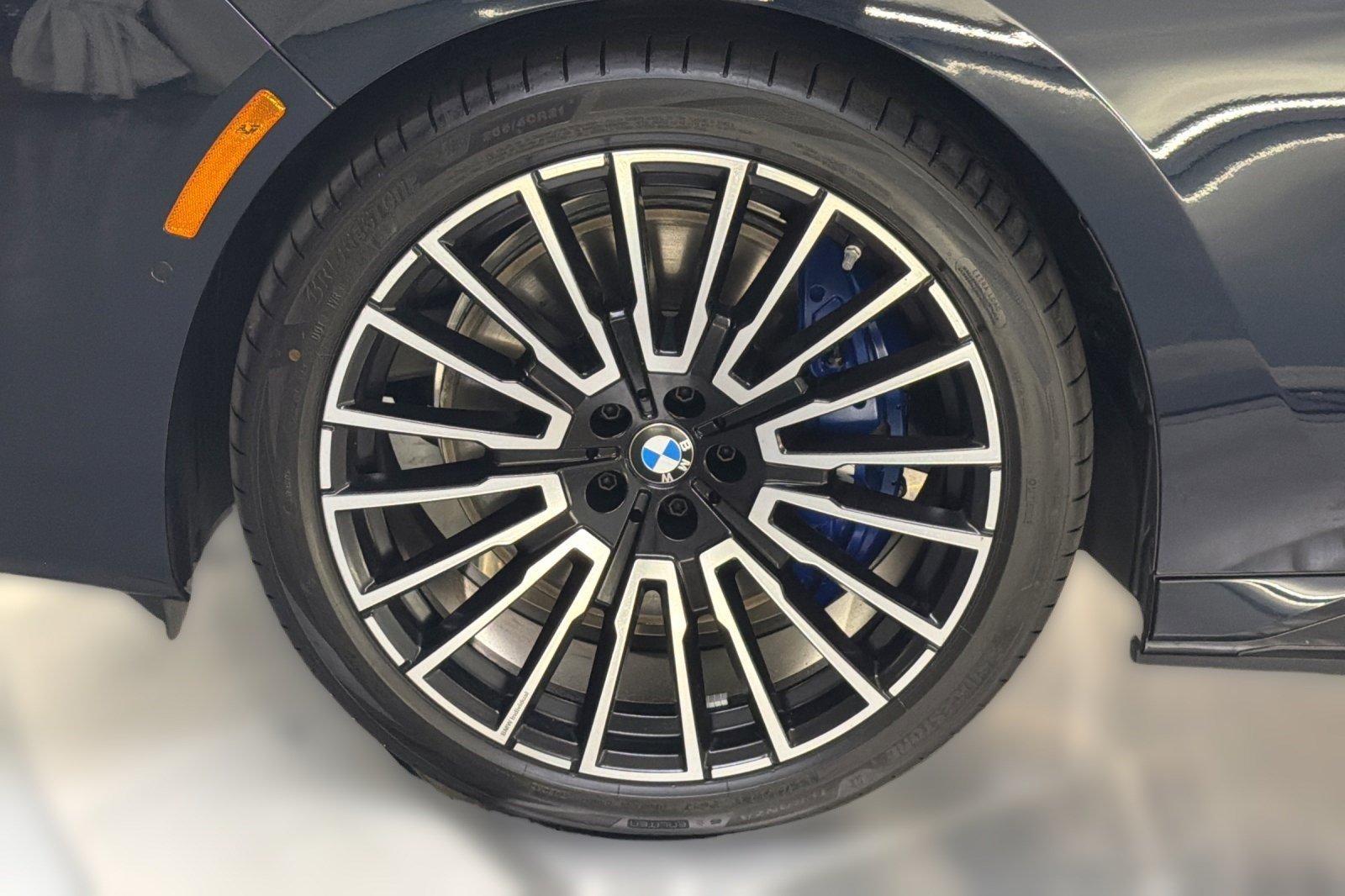 Used 2026 BMW i7 xDrive60 AWD/4WD image 11