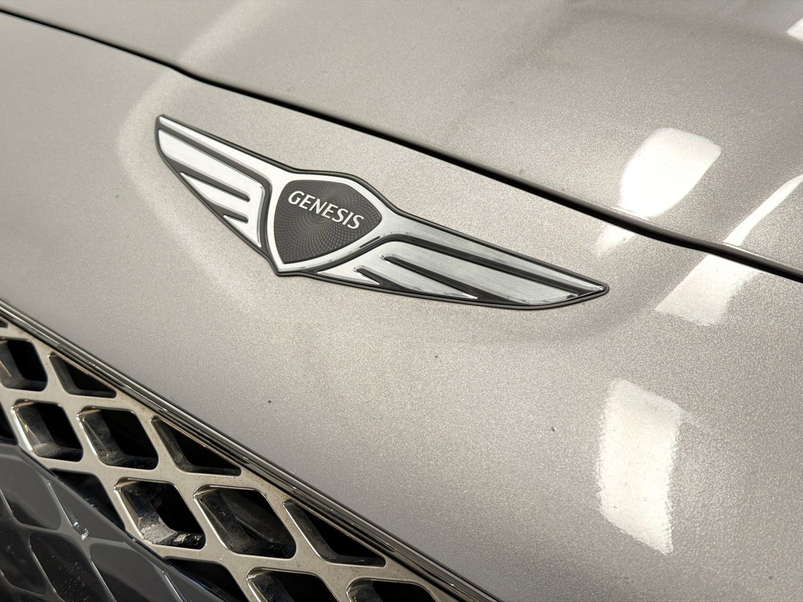 Used 2024 Genesis G70 2.5T image 11