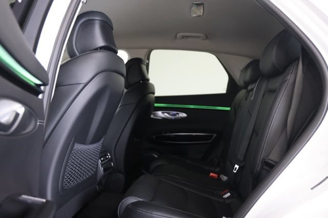 New 2026 Genesis GV70 2.5T AWD/4WD image 33