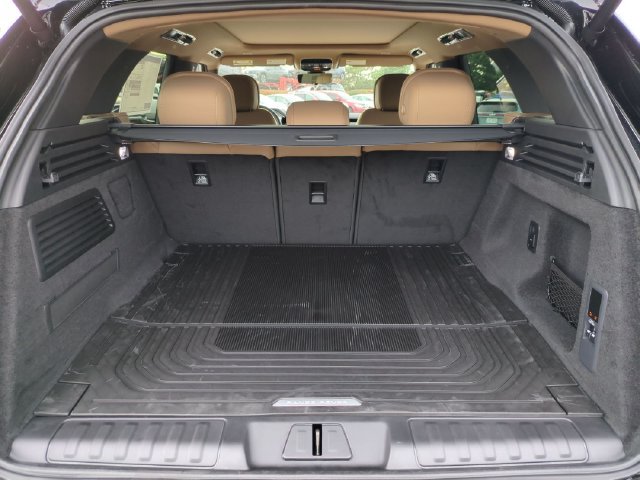 New 2027 Land Rover Range Rover Sport SE AWD/4WD image 16