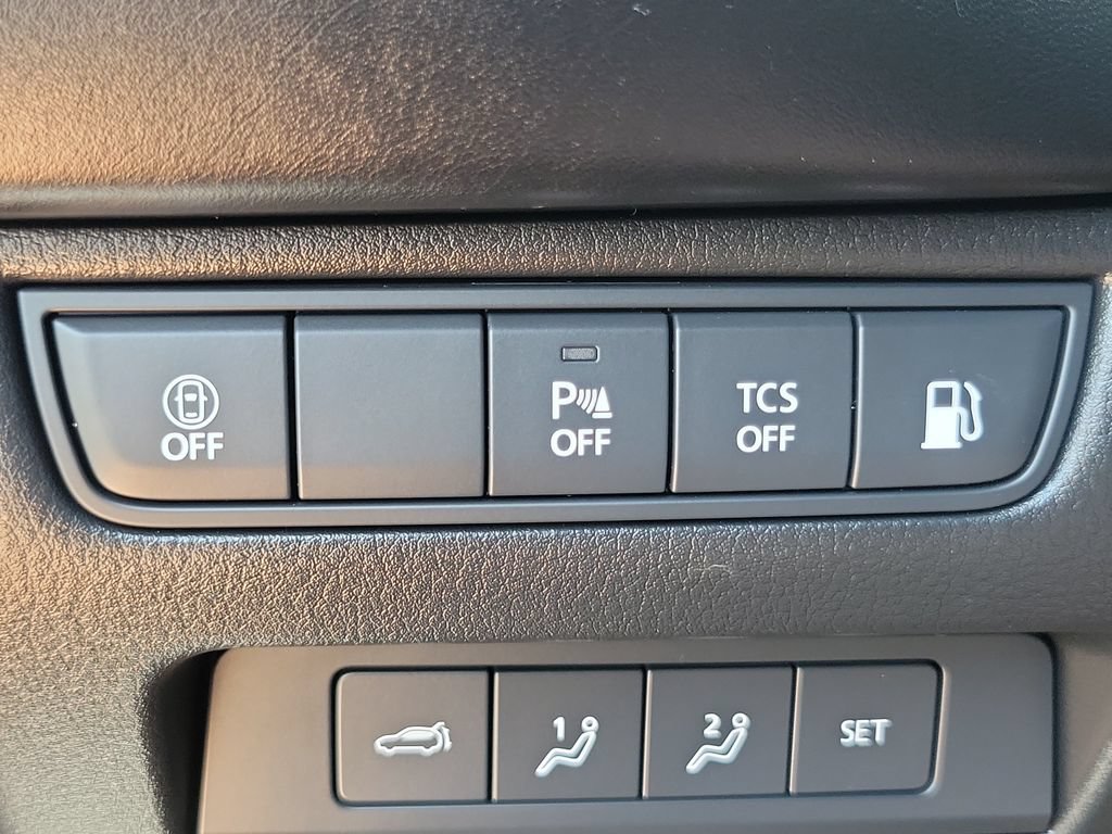 Certified 2026 MAZDA CX-50 AWD 2.5 Hybrid w/ Premium Pkg image 16