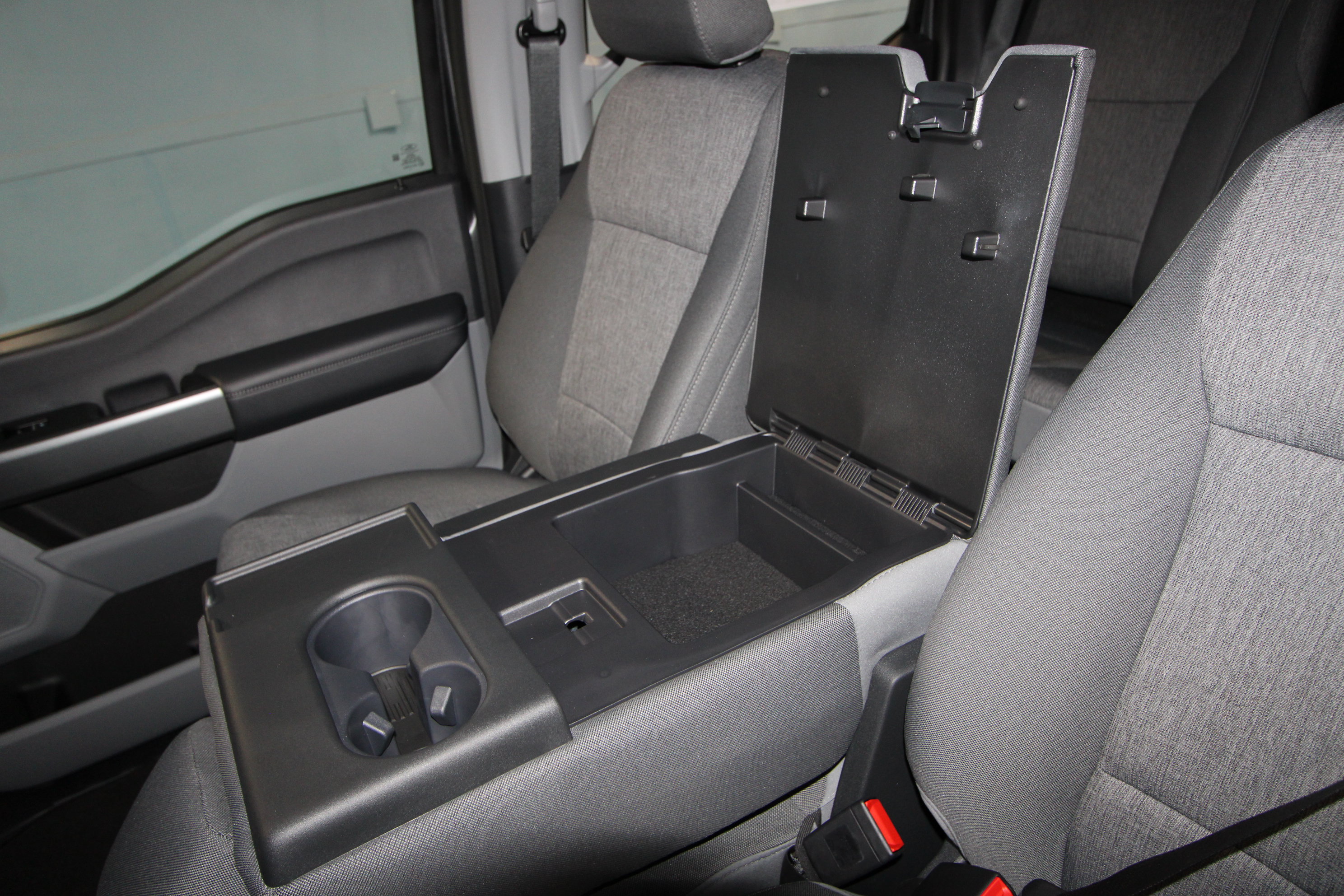 New 2026 Ford F250 XL w/ STX Appearance Package AWD/4WD image 13