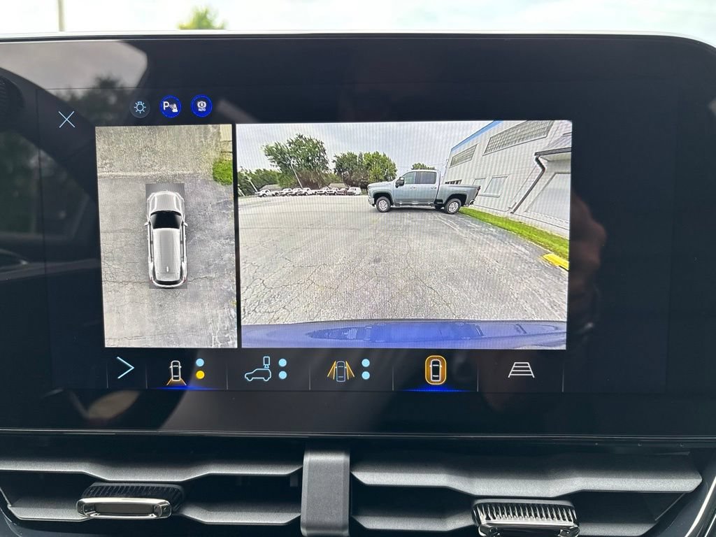 New 2027 Chevrolet Equinox RS w/ Safety and Technology Package AWD/4WD image 29