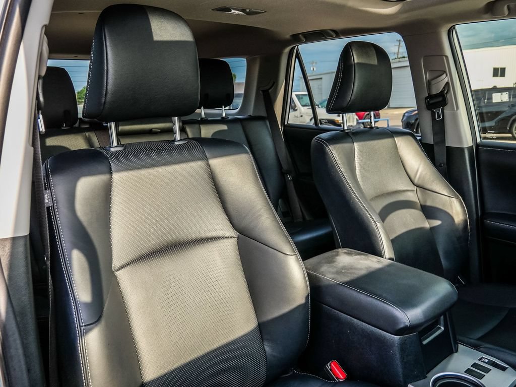 Used 2024 Toyota 4Runner Limited AWD/4WD image 16
