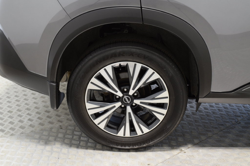 Used 2023 Nissan Rogue SV AWD/4WD image 37