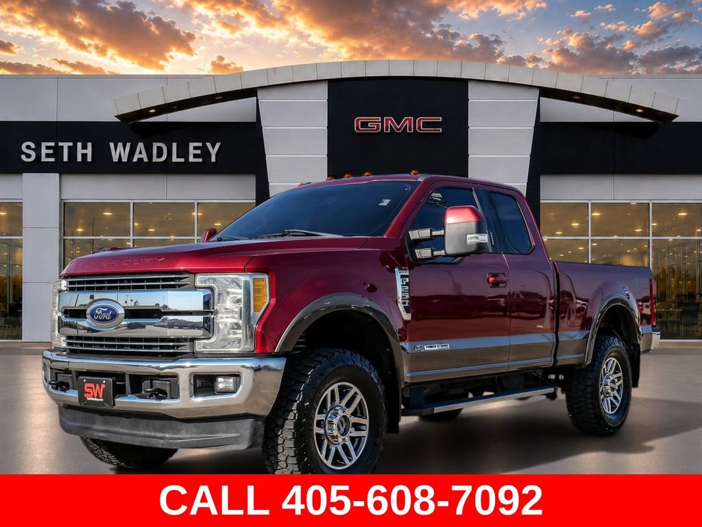 Used 2017 Ford F250 Lariat w/ Lariat Value Package AWD/4WD image 3