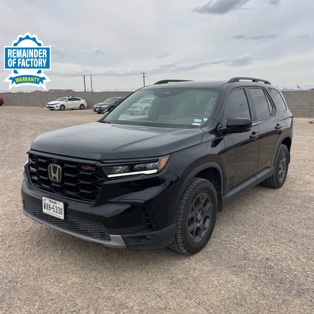 Used 2024 Honda Pilot TrailSport image 1