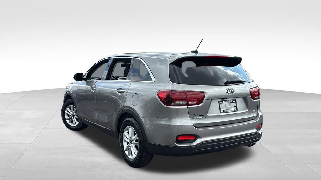 Used 2019 Kia Sorento LX image 5